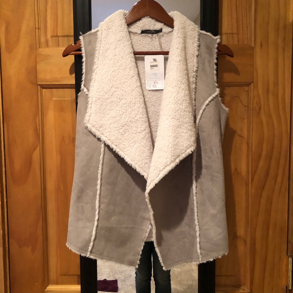 THML Grey Cream Faux Fur Vest Size XS